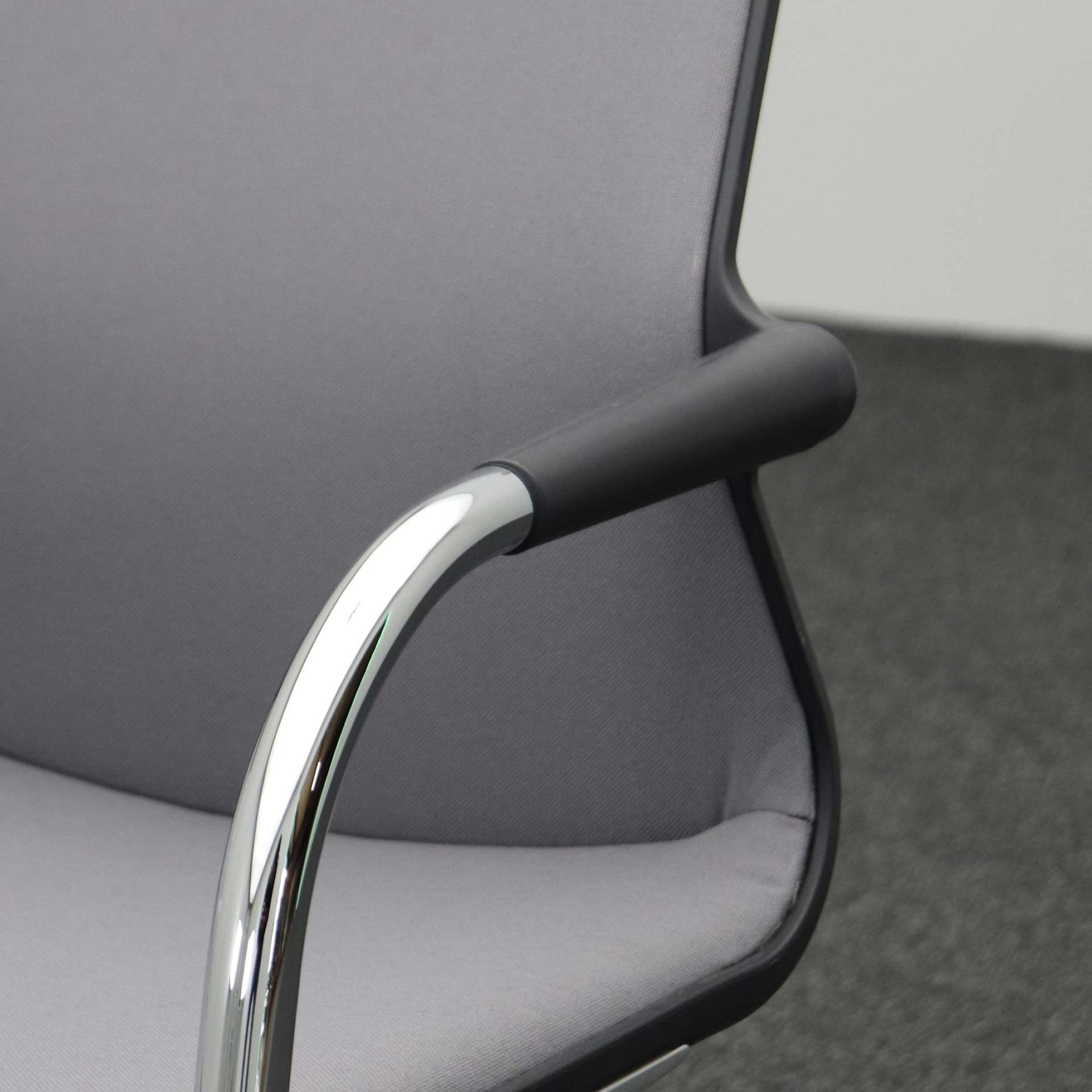 Freischwinger Vitra Unix Chair