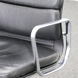 4-Fuss Stühle Vitra EA 208 Soft Pad