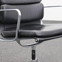 4-Fuss Stühle Vitra EA 208 Soft Pad