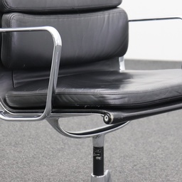4-Fuss Stühle Vitra EA 208 Soft Pad
