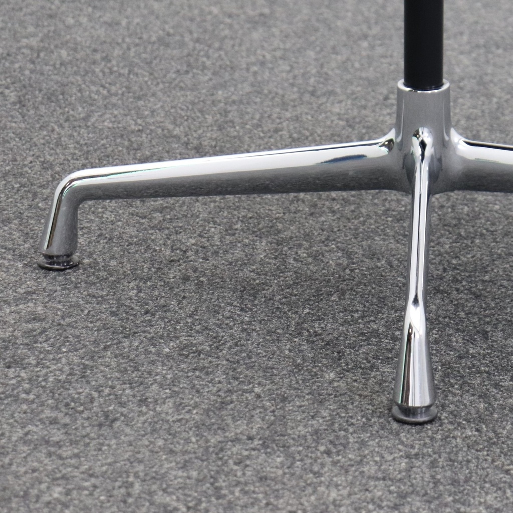 4-Fuss Stühle Vitra EA 208 Soft Pad