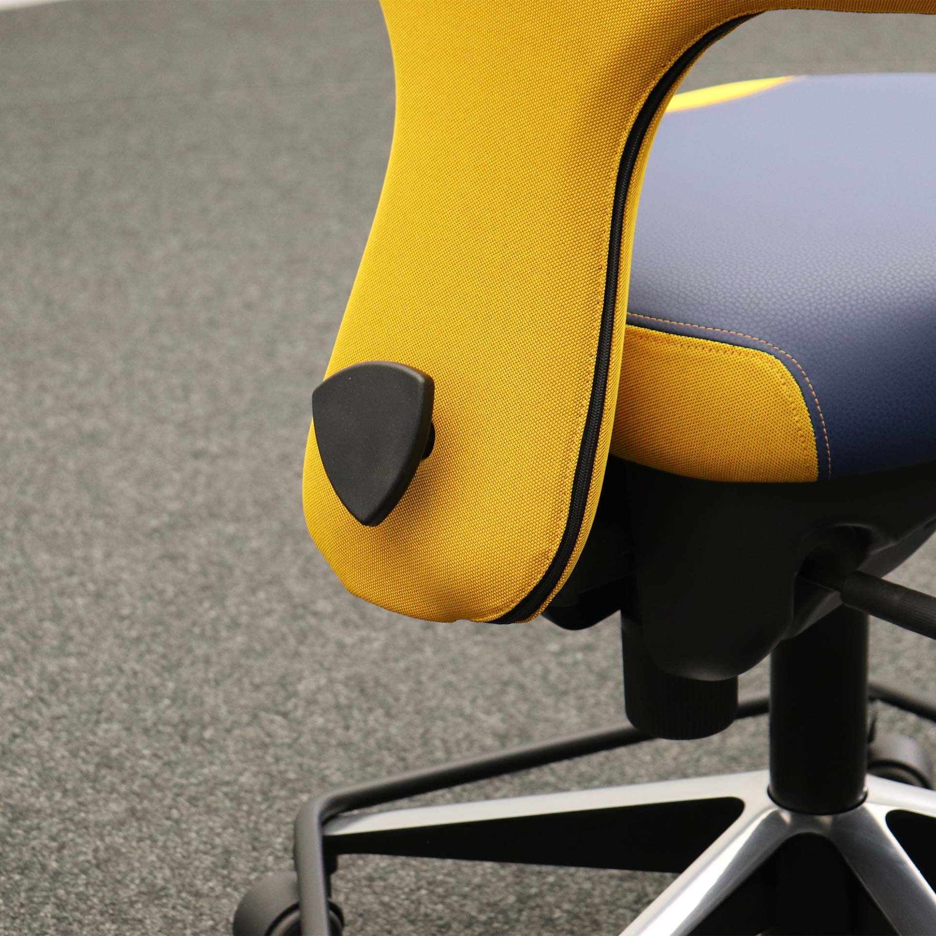 Bürodrehstühle Moving Chairs