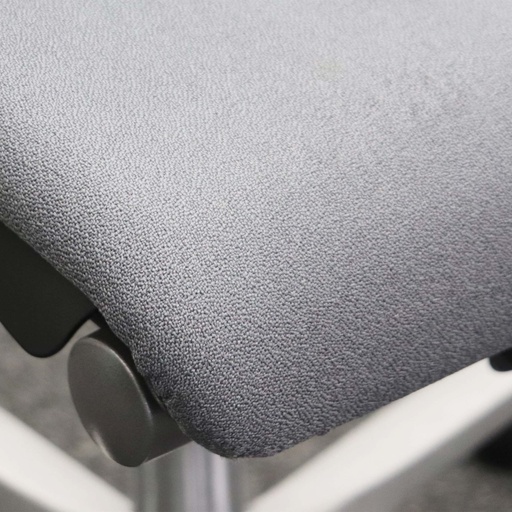Bürodrehstühle Giroflex 64
