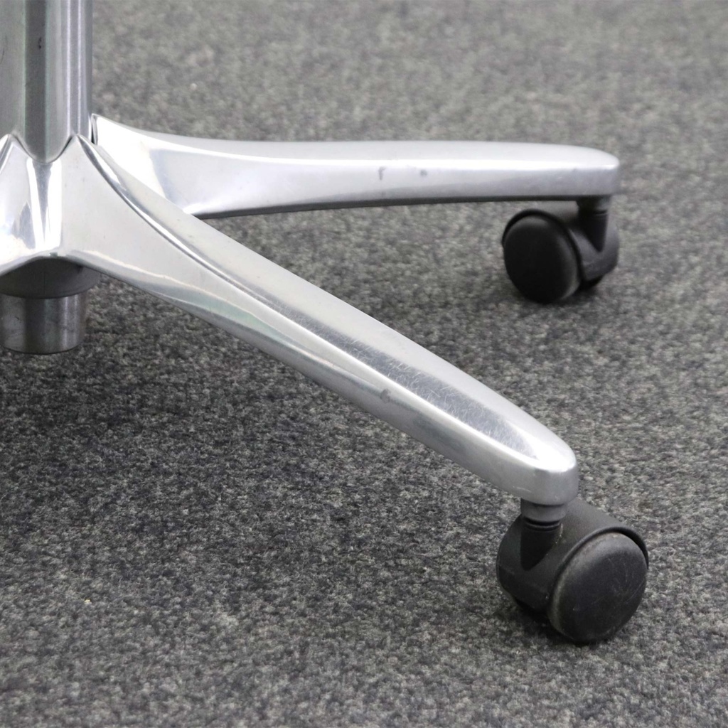 Bürodrehstühle Giroflex 64