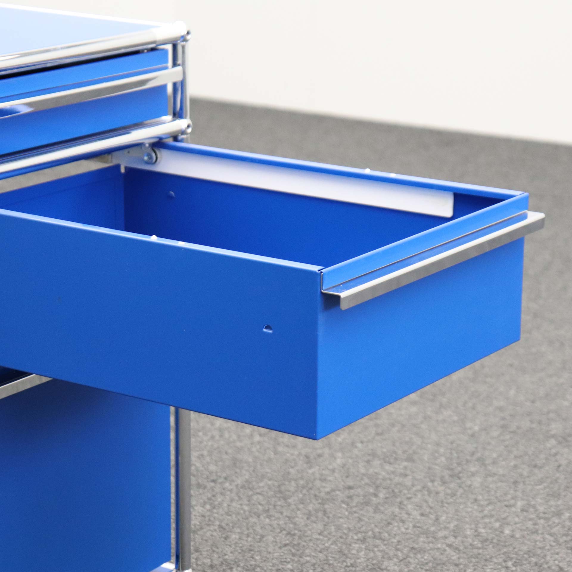 Rollcontainer USM Haller