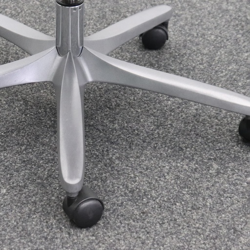 Bürodrehstühle Giroflex 64