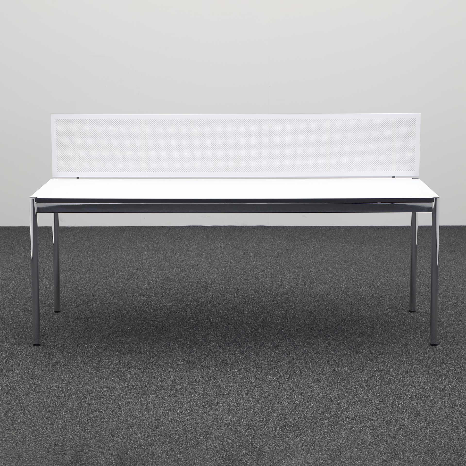 Schreibtische USM Haller
