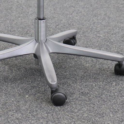 Bürodrehstühle Giroflex 64