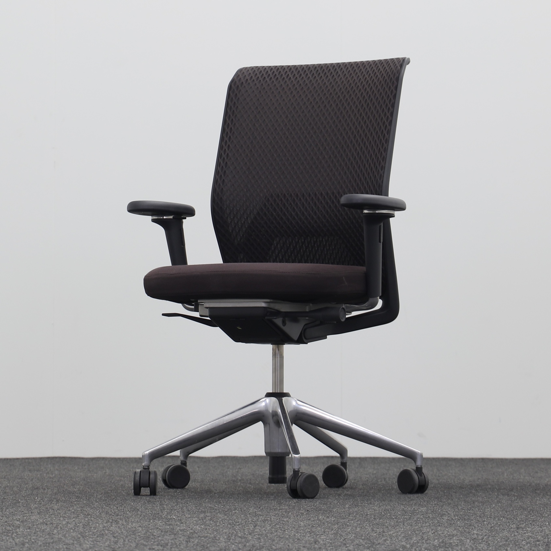 Bürodrehstühle Vitra ID Mesh