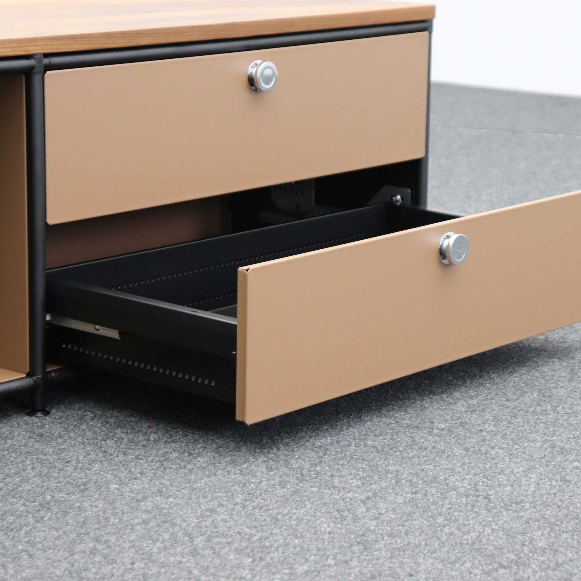 Sideboards System4