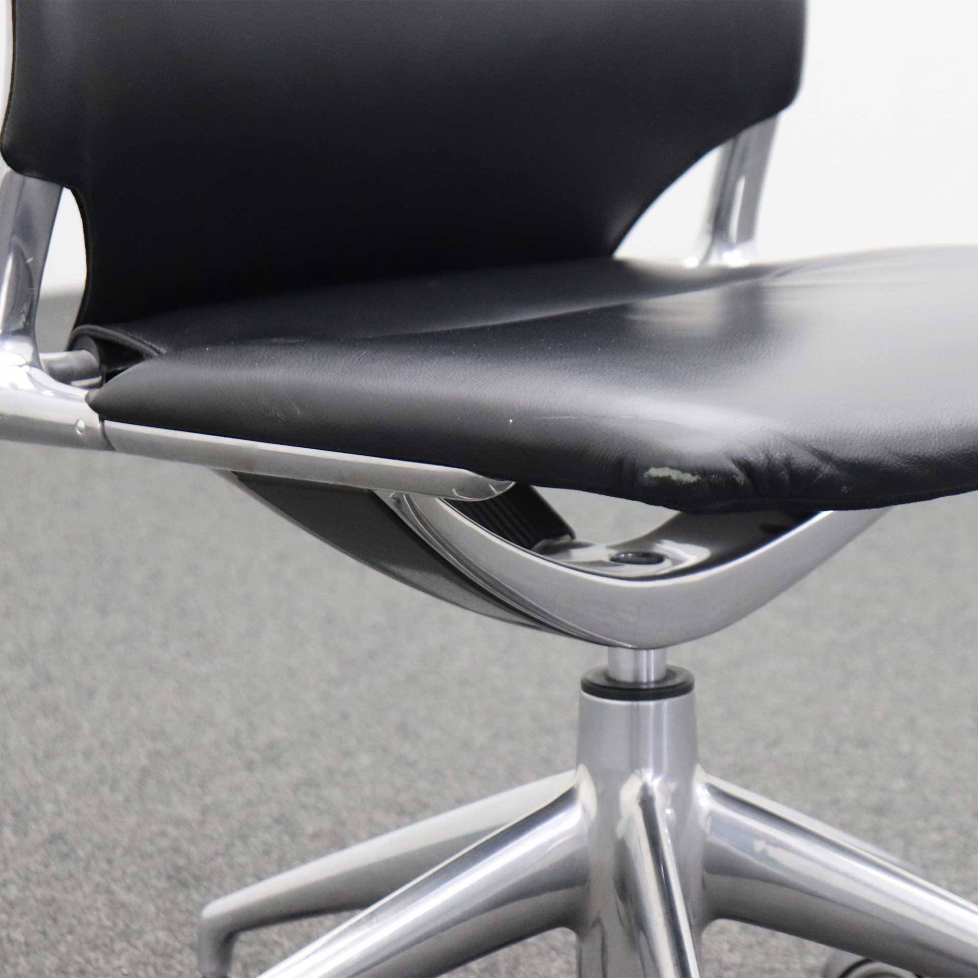 Konferenzstühle Vitra Meda Chair