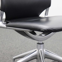 Konferenzstühle Vitra Meda Chair