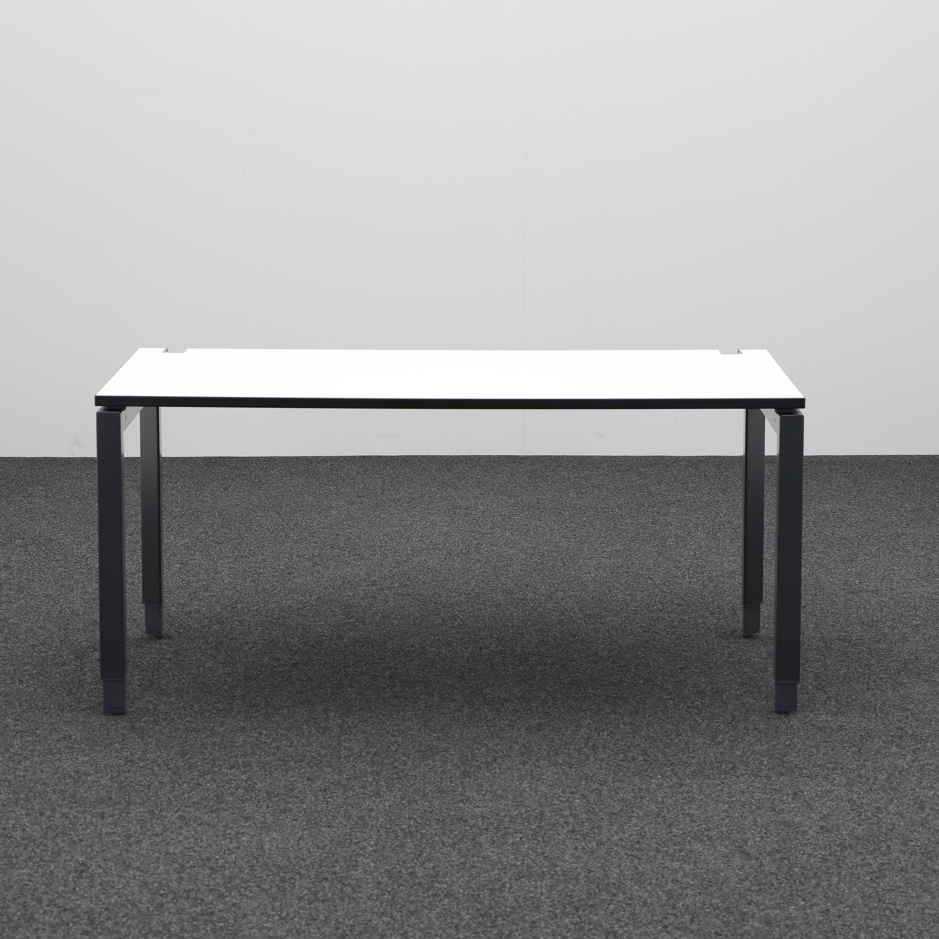 Schreibtische Steelcase FrameOne