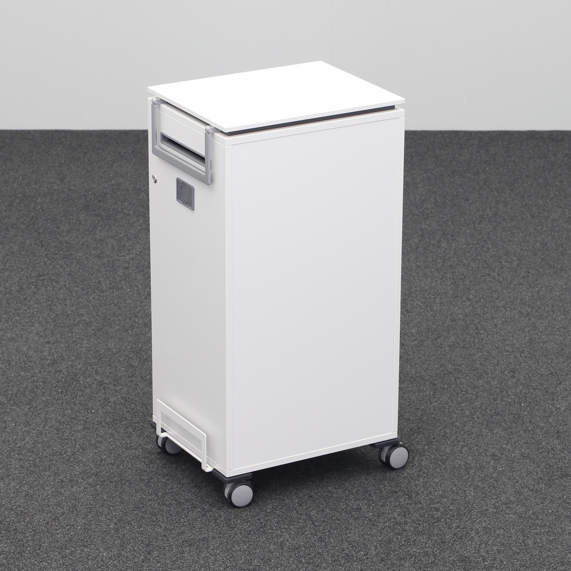 Büro Caddys Steelcase