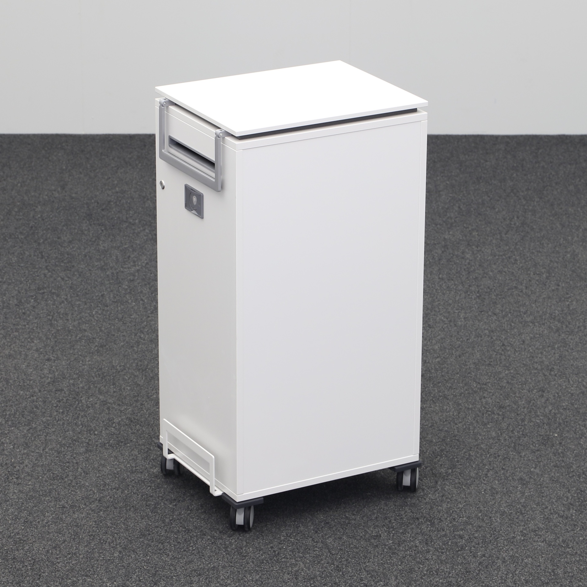 Büro Caddys Steelcase