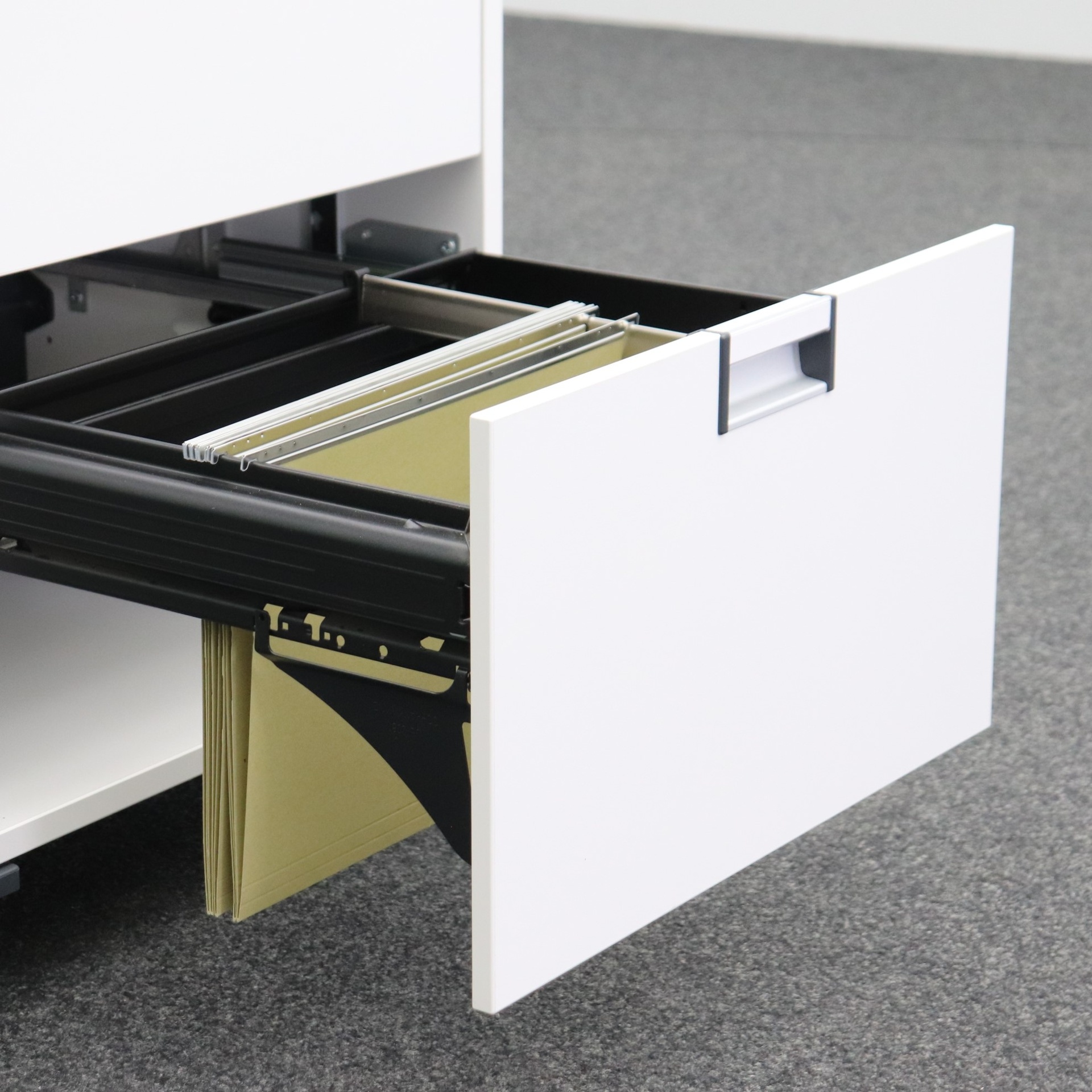 Büro Caddys Steelcase