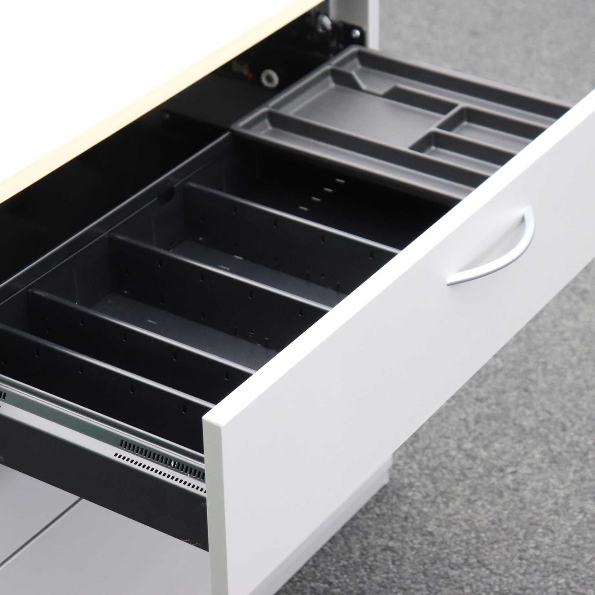 Schubladenschränke Steelcase