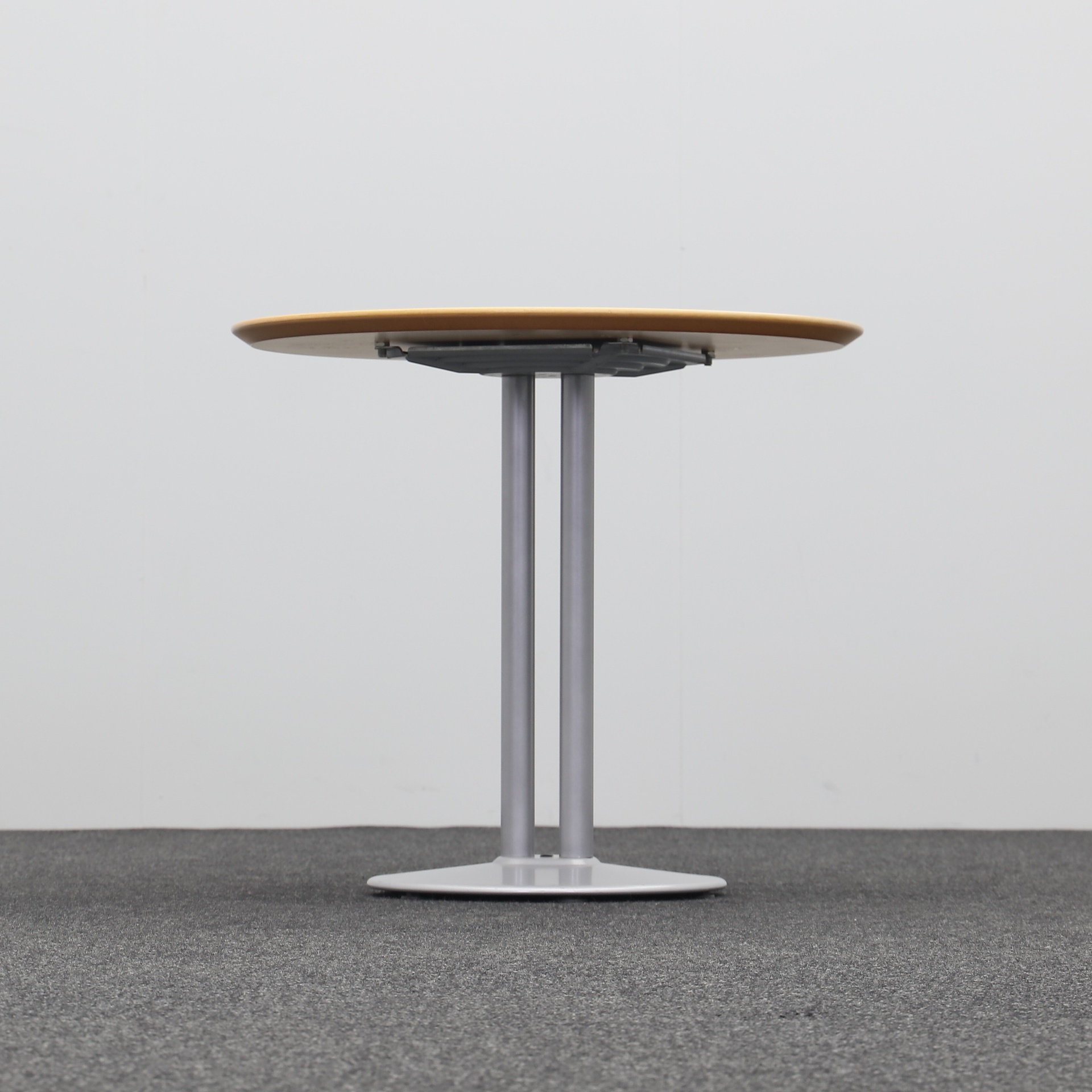 Konferenztische Fortschritt