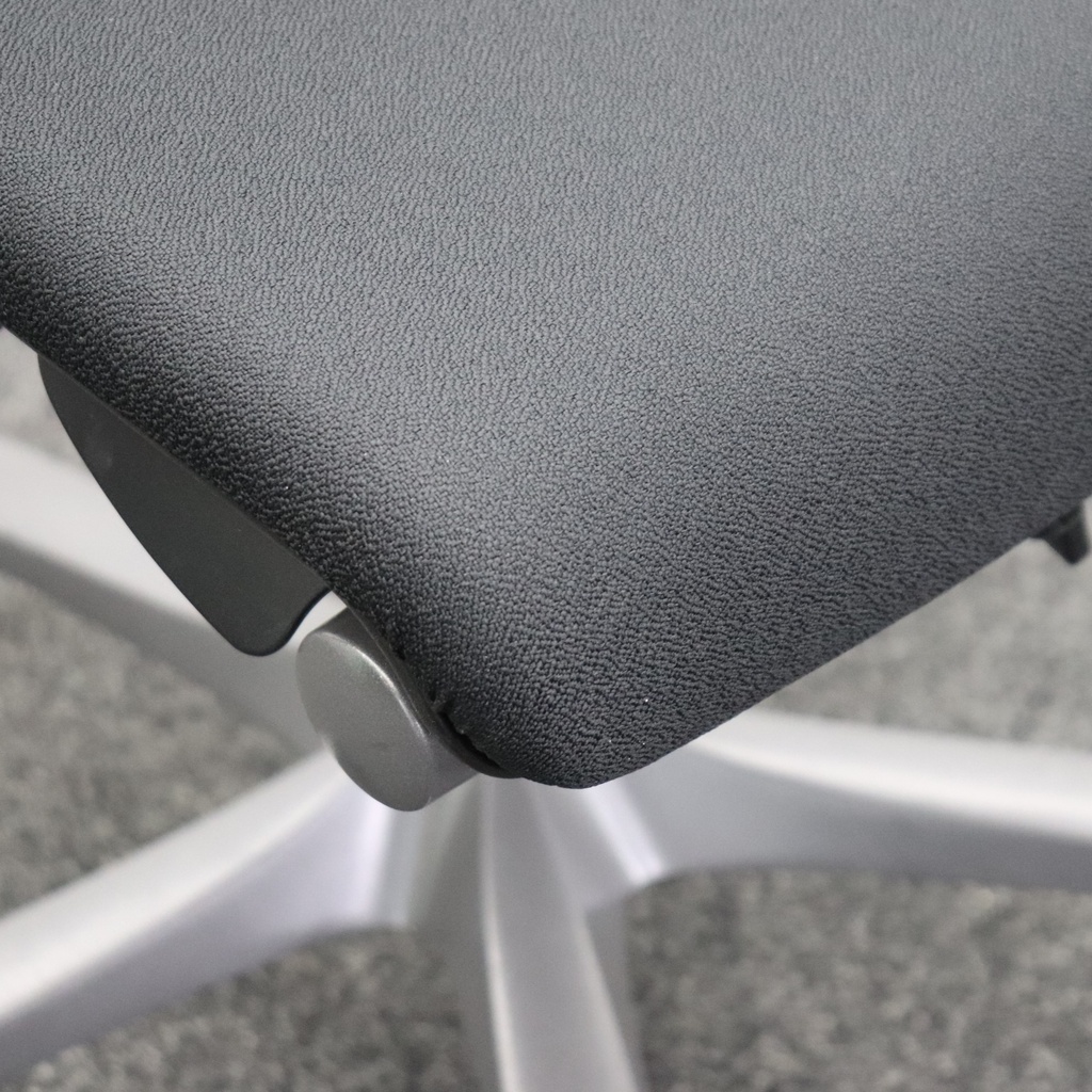 Bürodrehstühle Giroflex 64