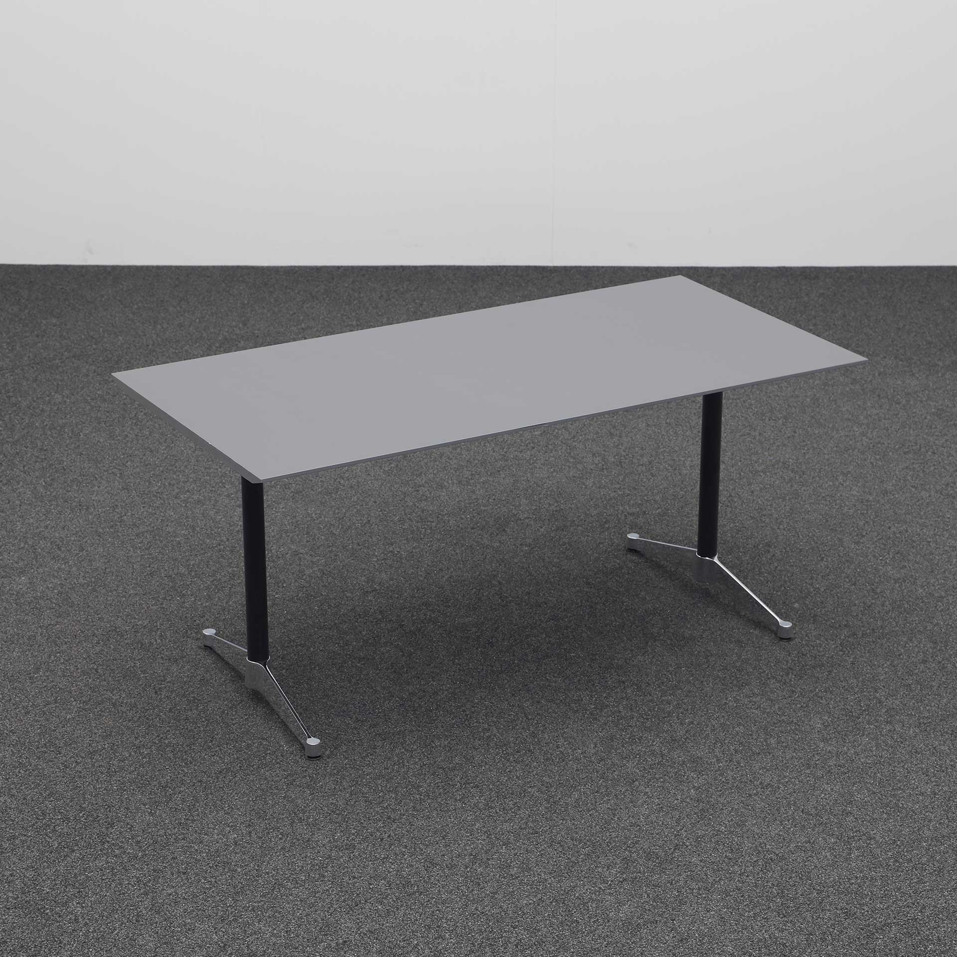 Schreibtische Vitra