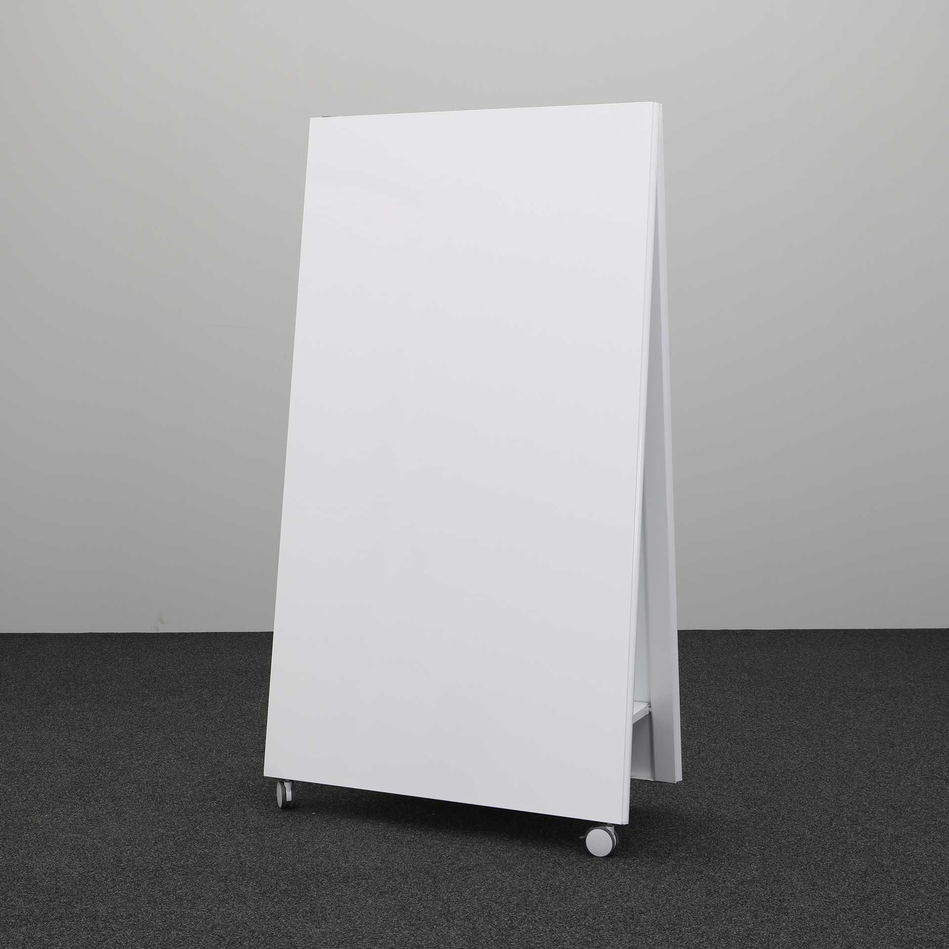 Whiteboards Moving Walls