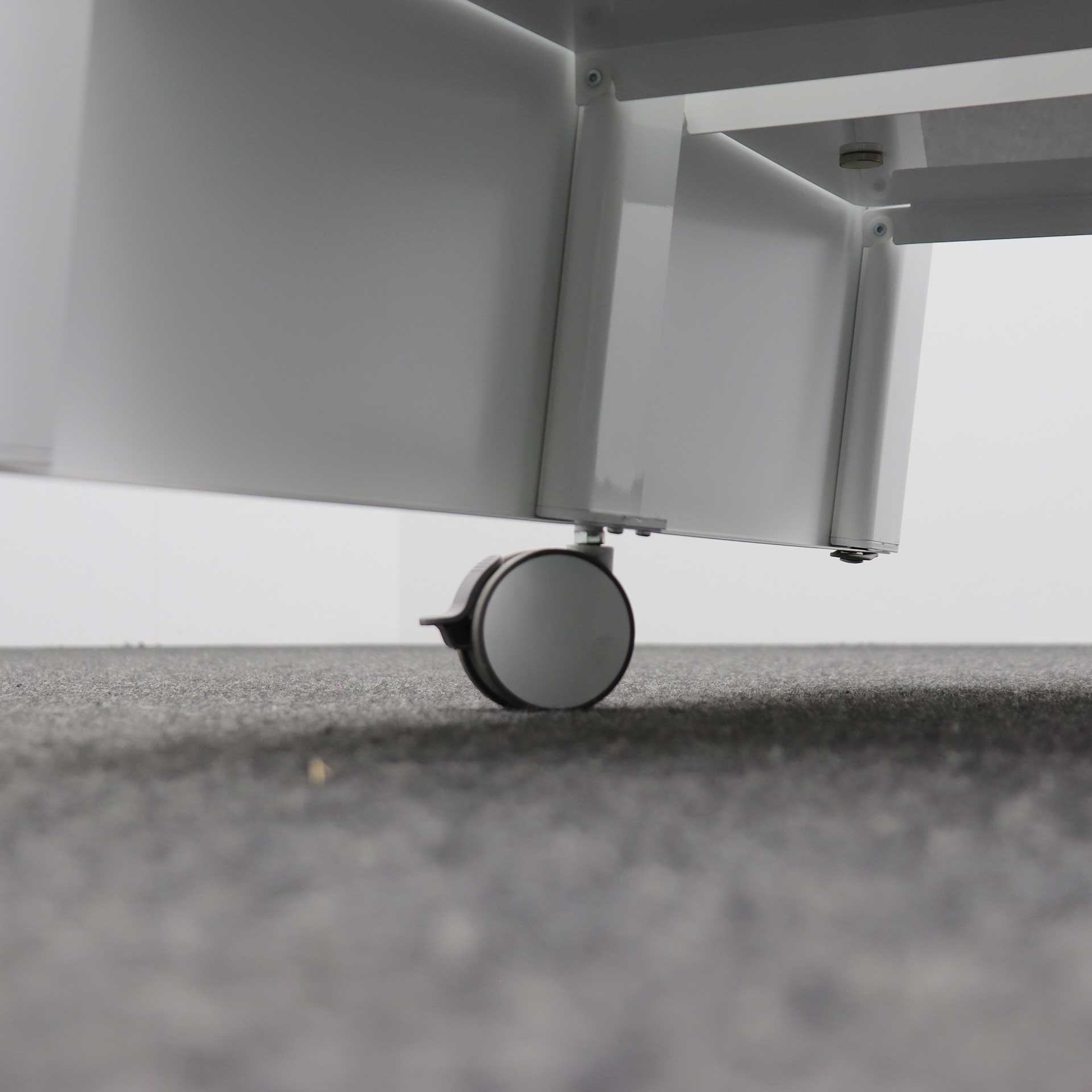 Whiteboards Moving Walls