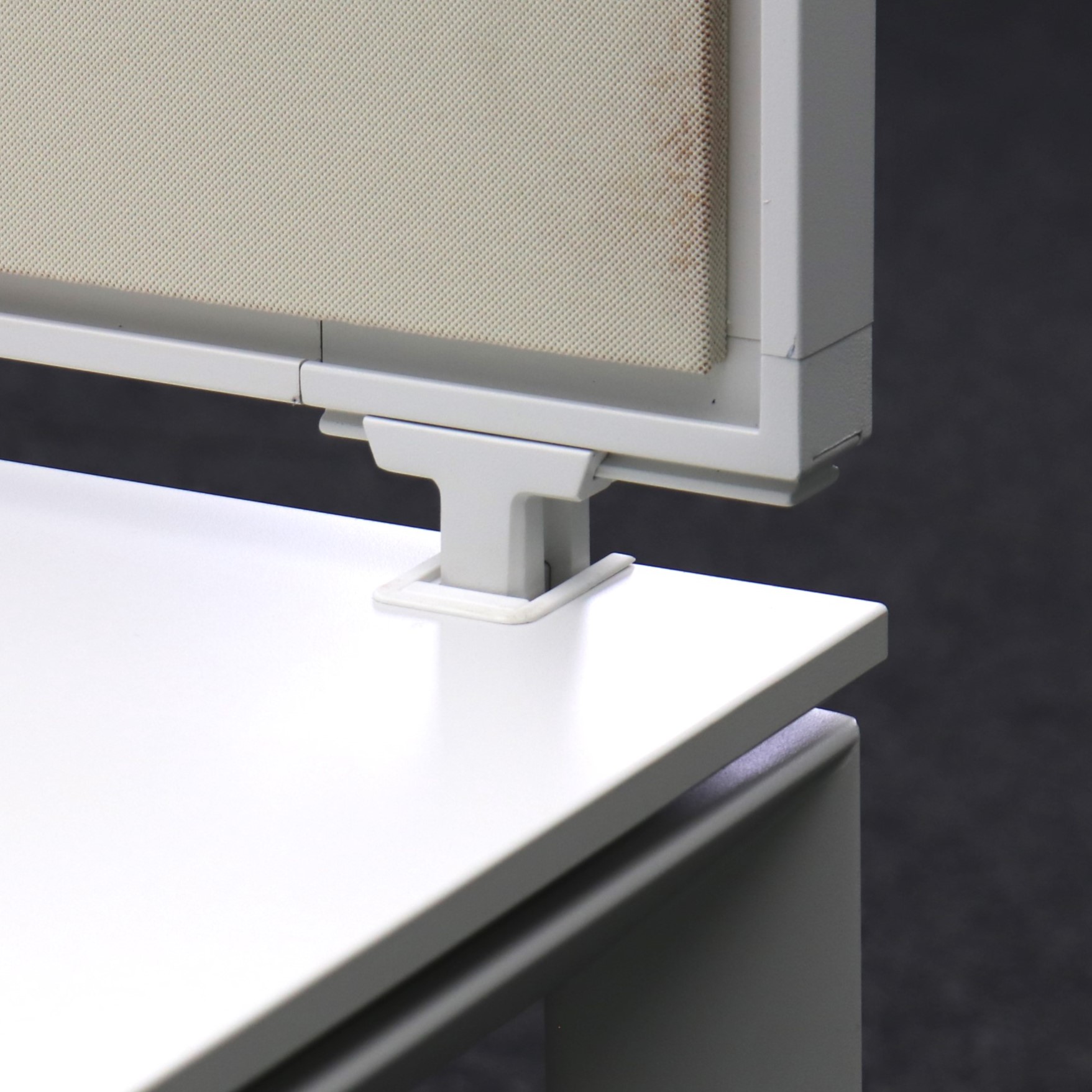 Schreibtische Steelcase