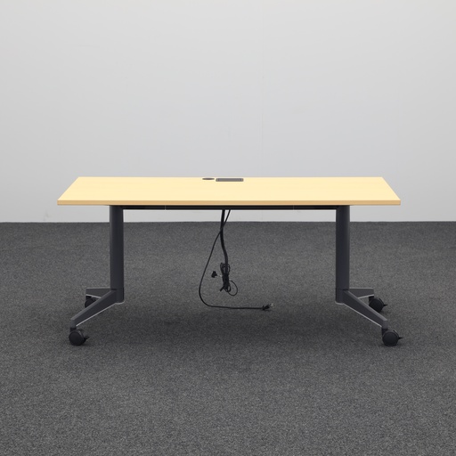 Klapptische Steelcase