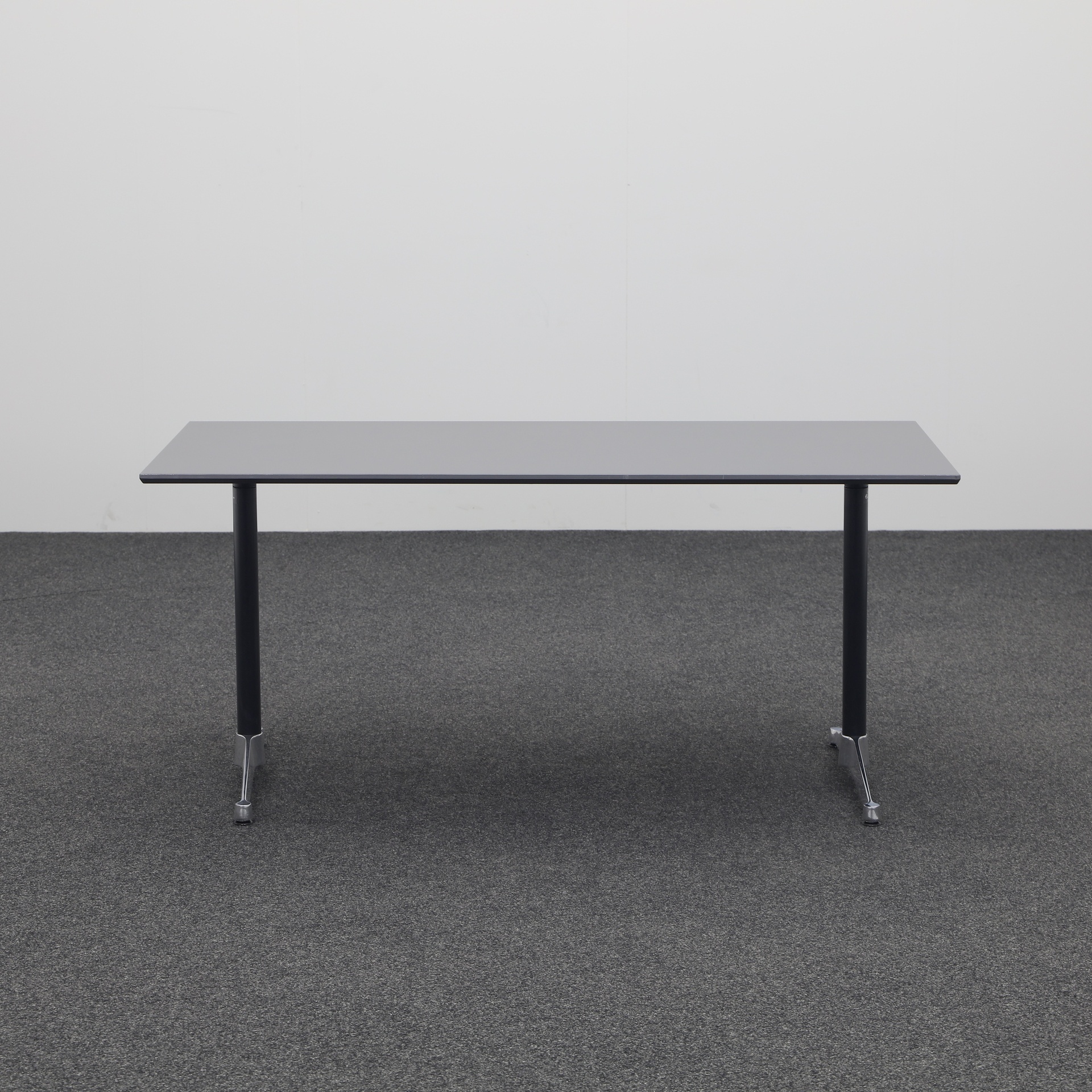 Konferenztische Vitra