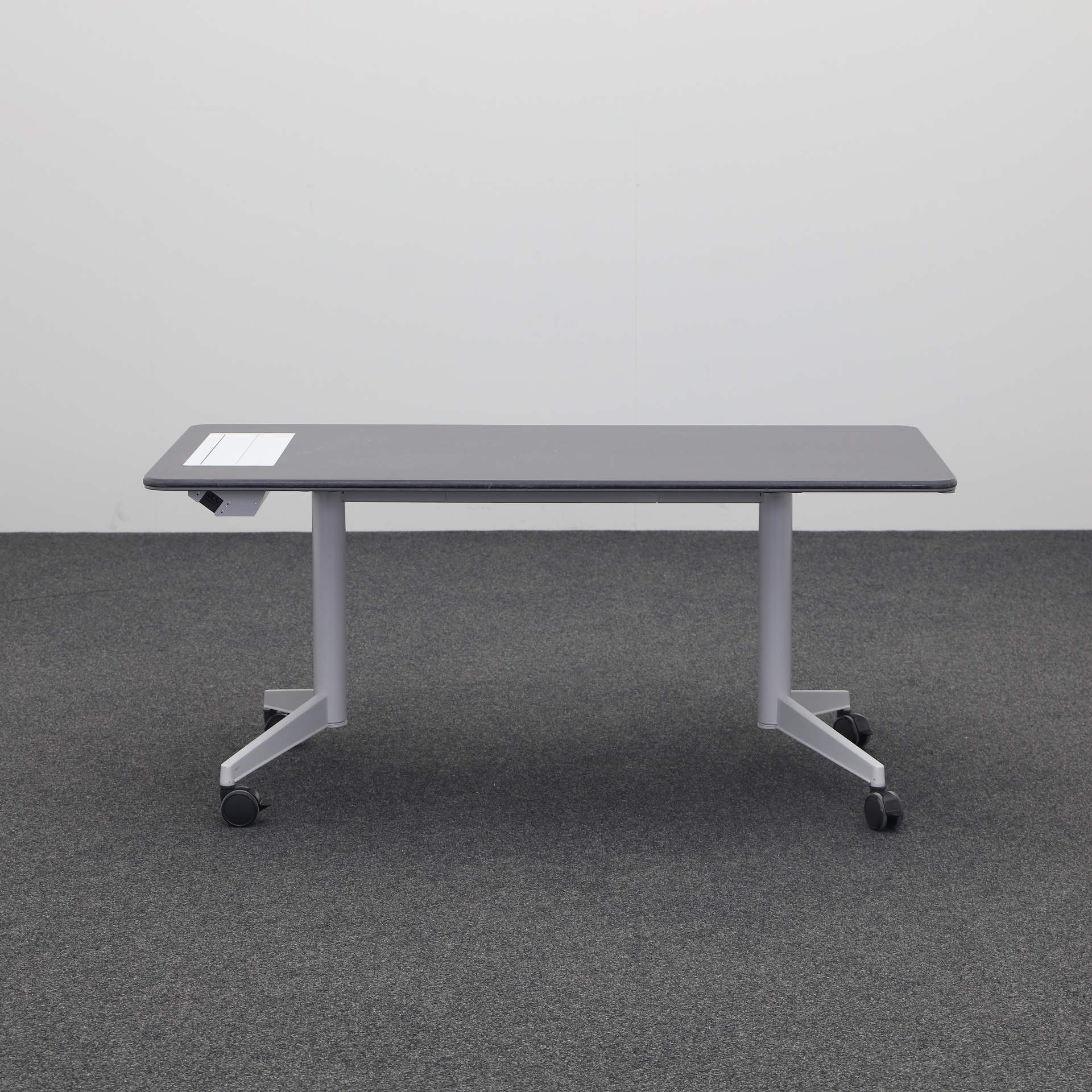 Klapptische Steelcase