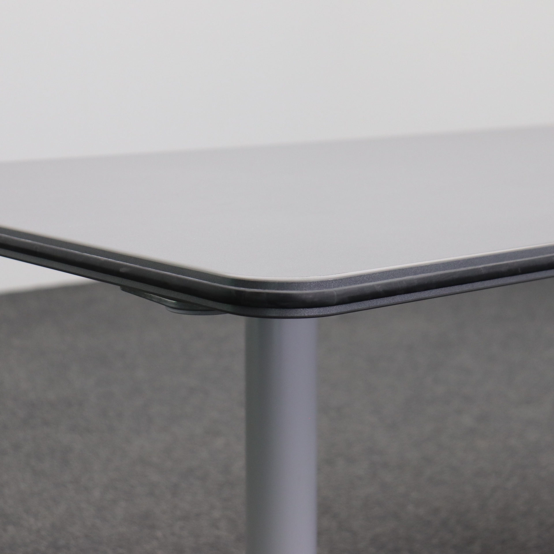Klapptische Steelcase