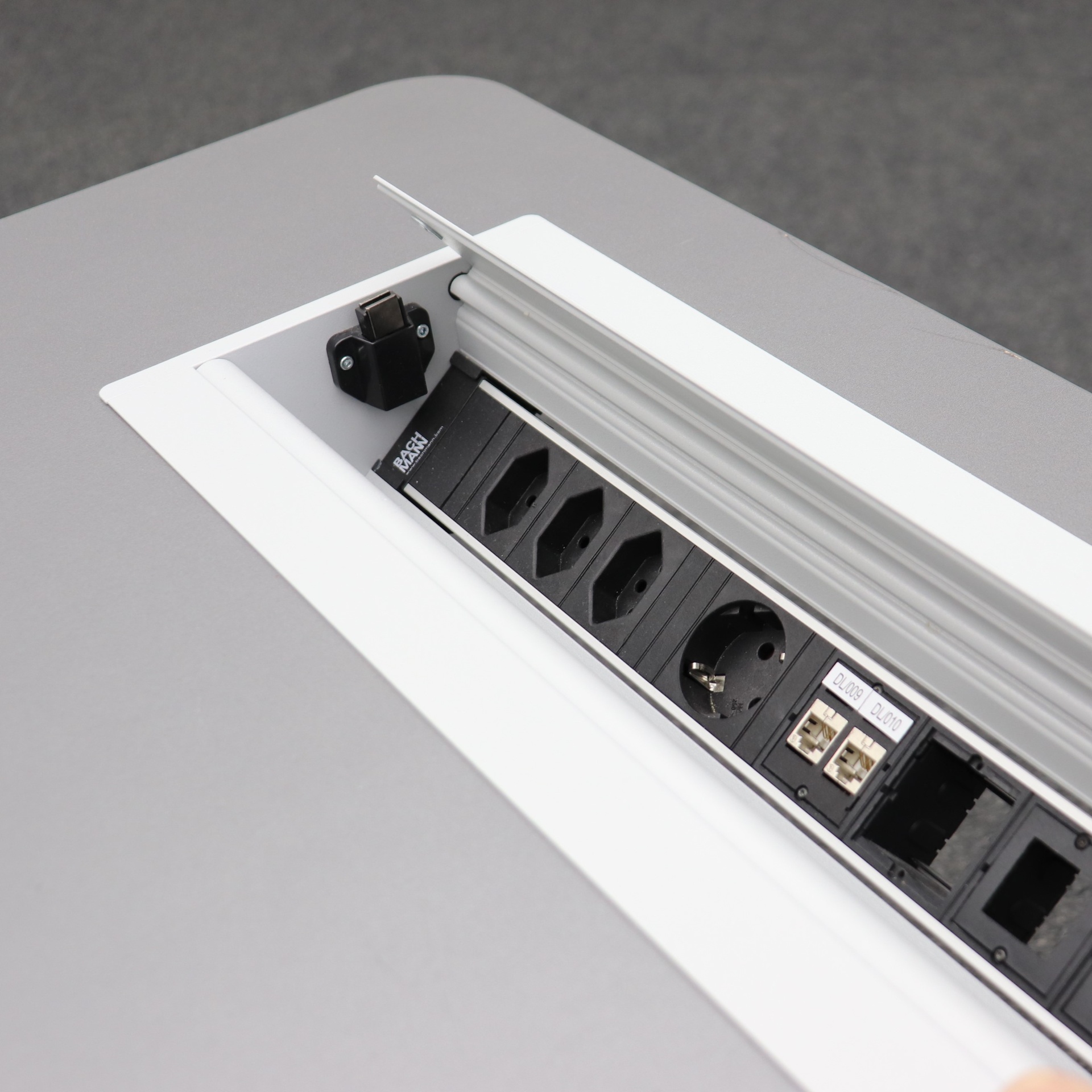Klapptische Steelcase