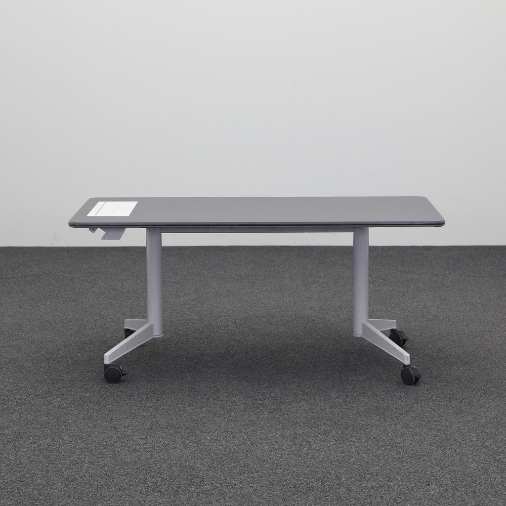 Klapptische Steelcase