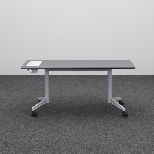 Klapptische Steelcase