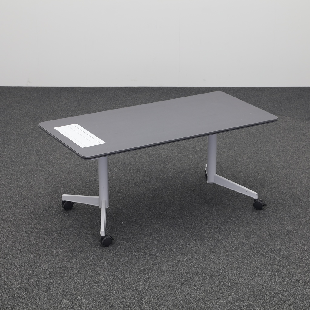 Klapptische Steelcase