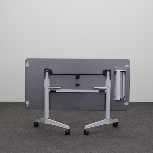Klapptische Steelcase