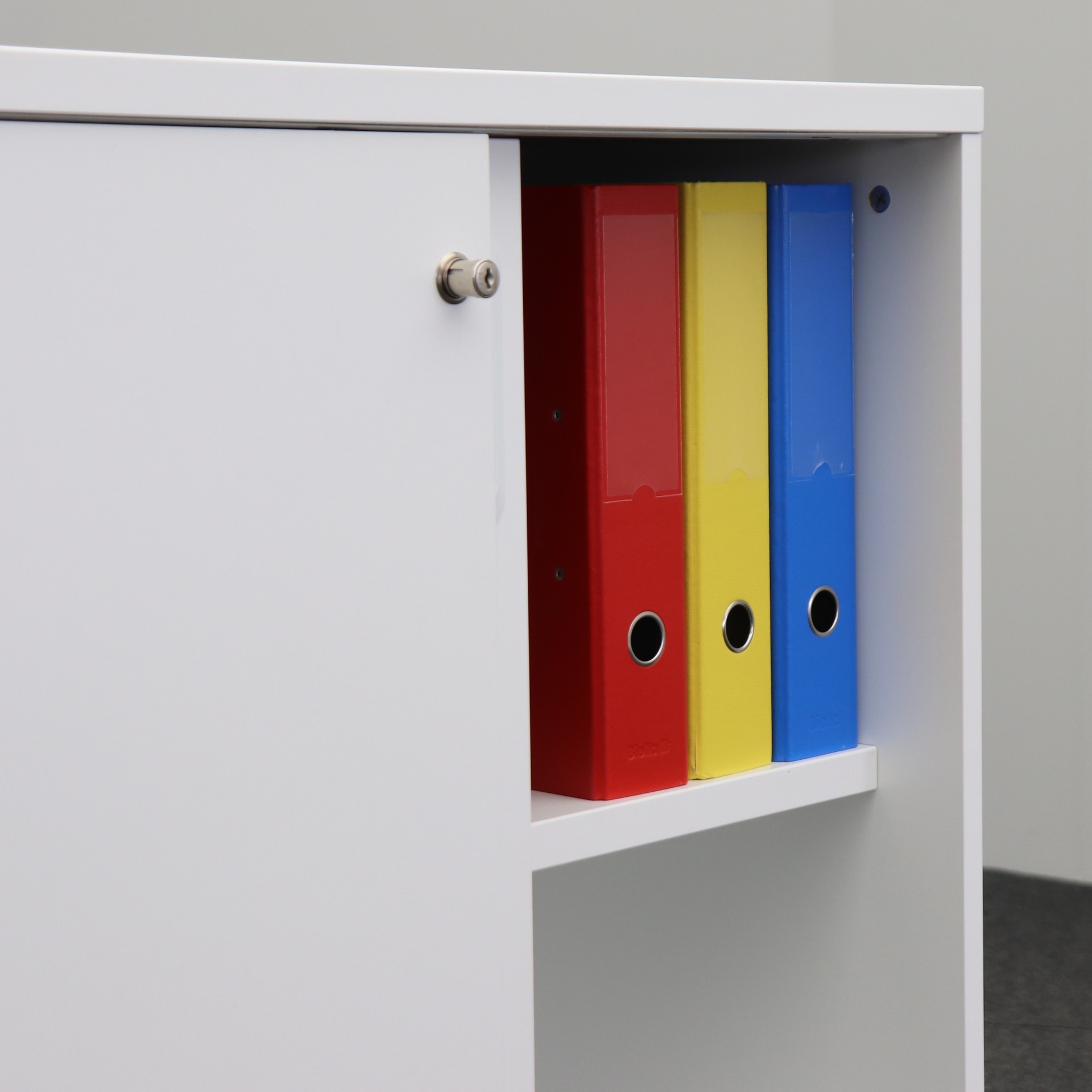 Schiebetürschränke Herman Miller