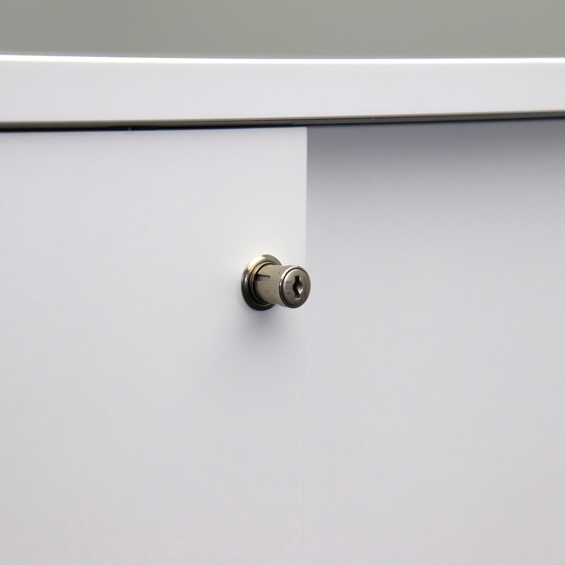 Schiebetürschränke Herman Miller