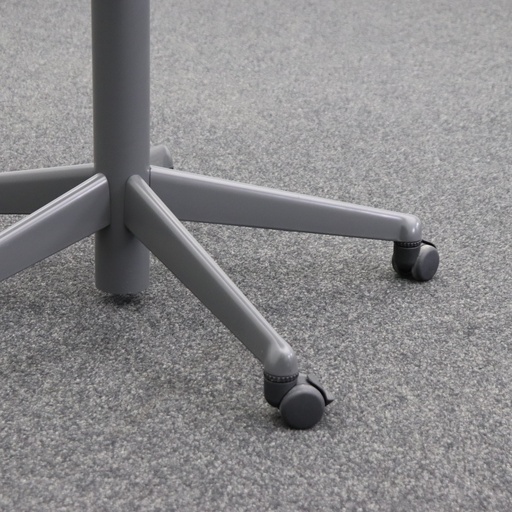 Stehkonferenztische Steelcase