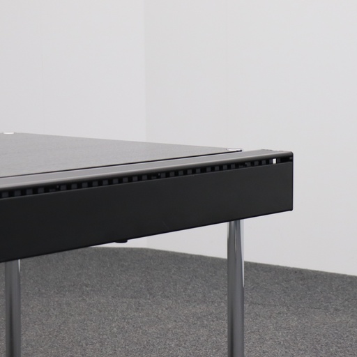 Schreibtische USM Haller
