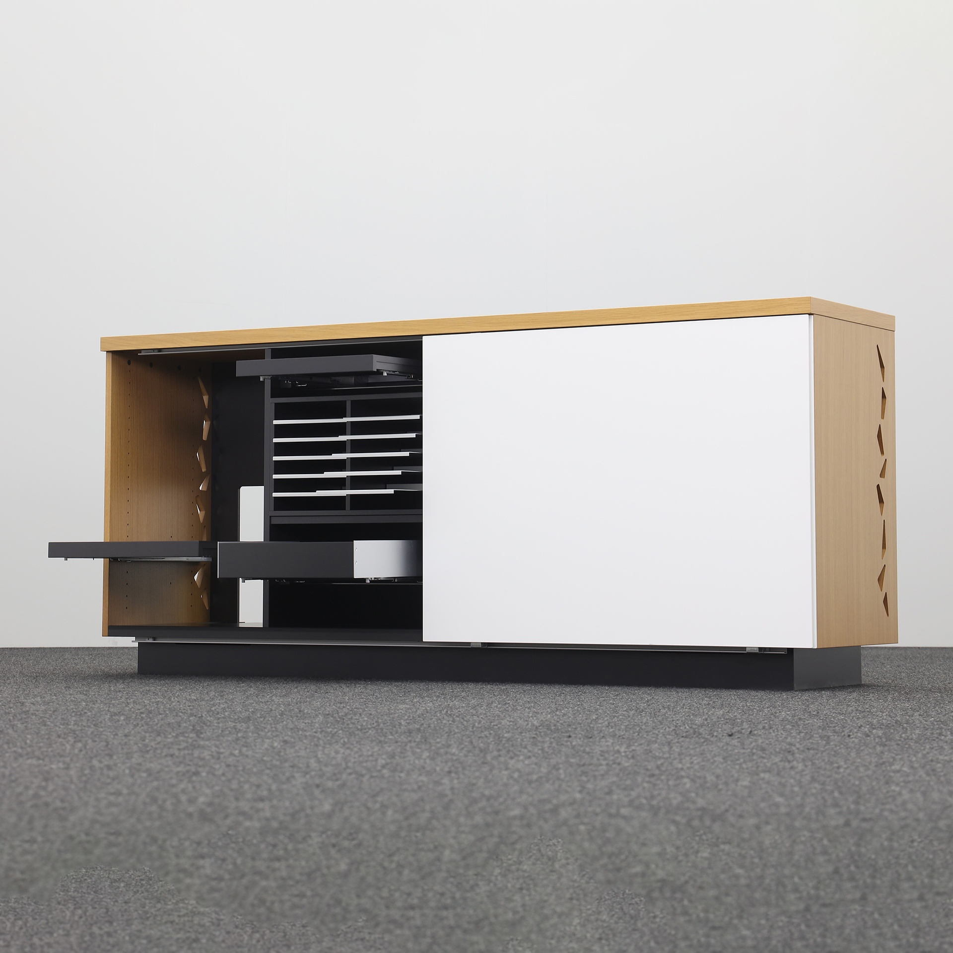 Sideboards Zoom