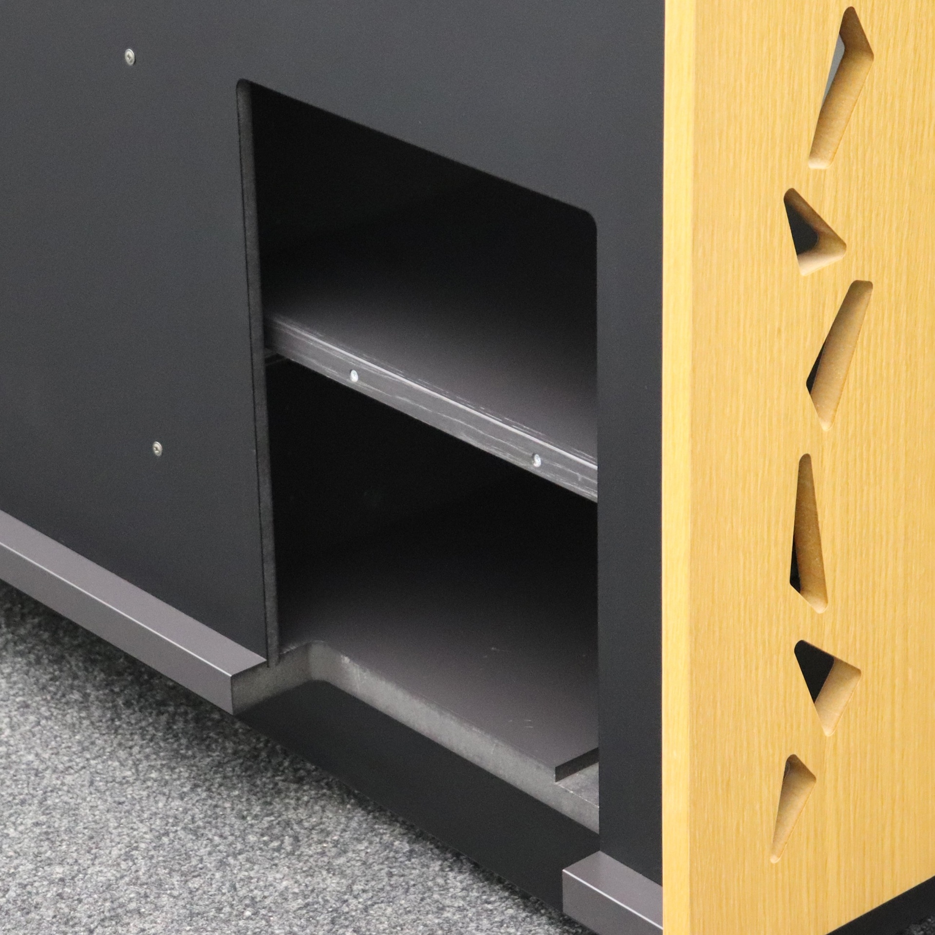 Sideboards Zoom