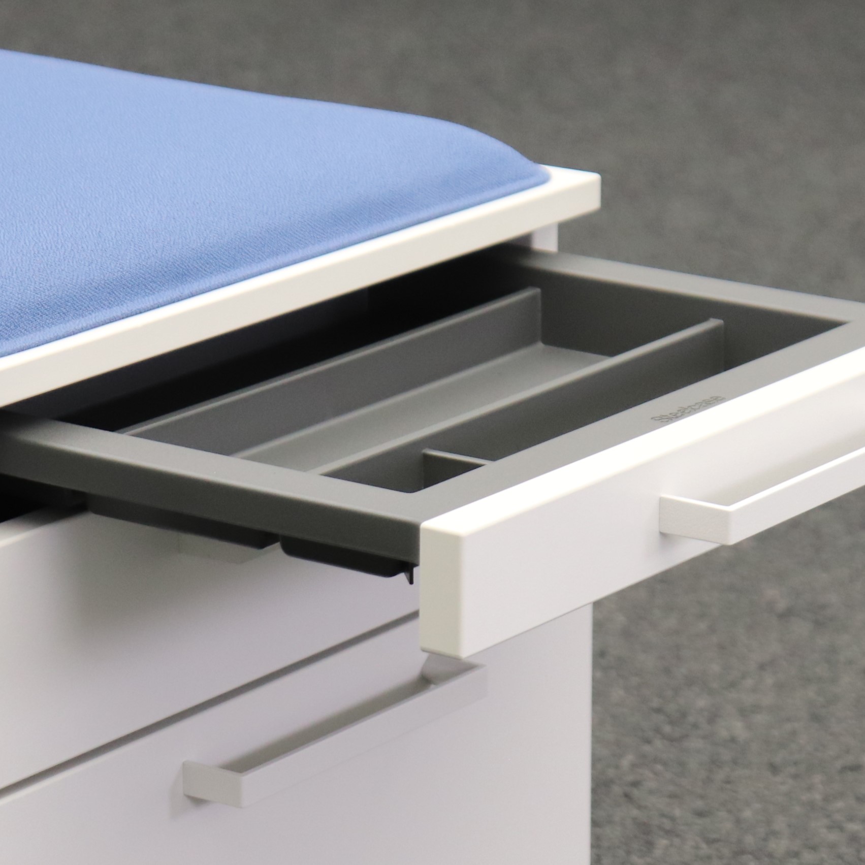 Rollcontainer Steelcase