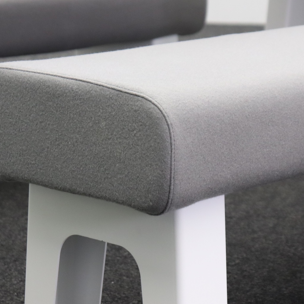 Besprechungstische Steelcase B-Free