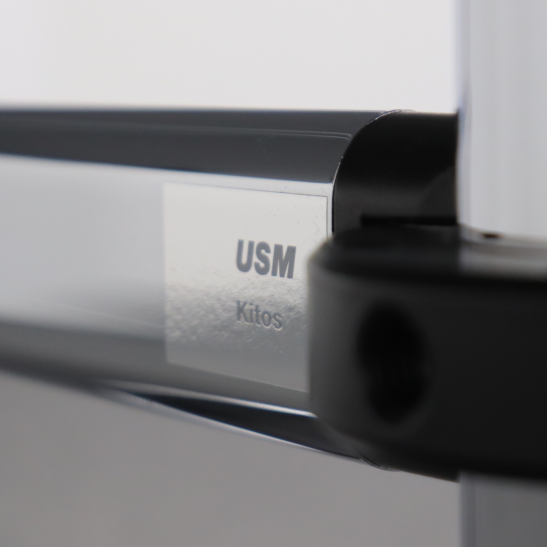 Schreibtische USM Kitos