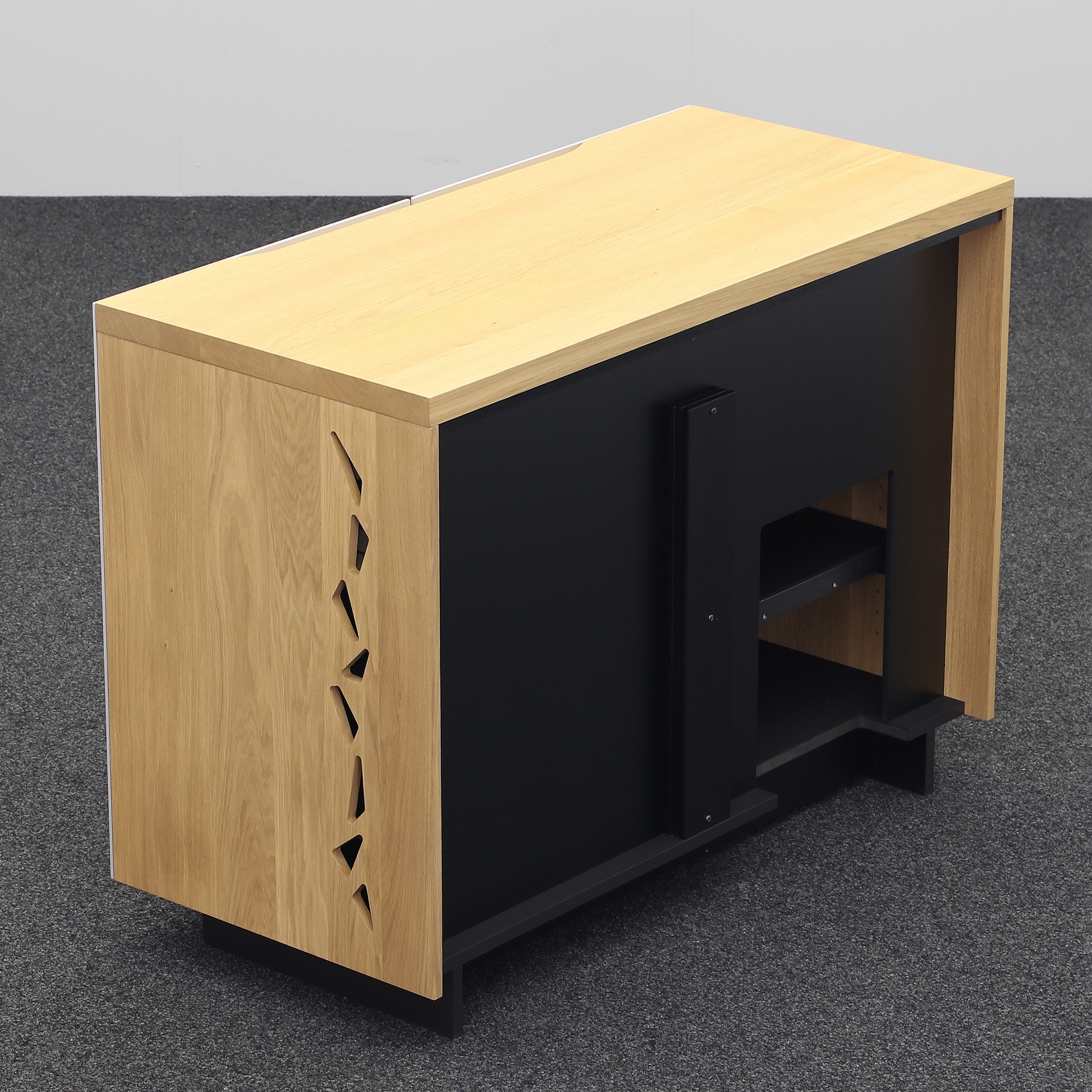 Sideboards Zoom