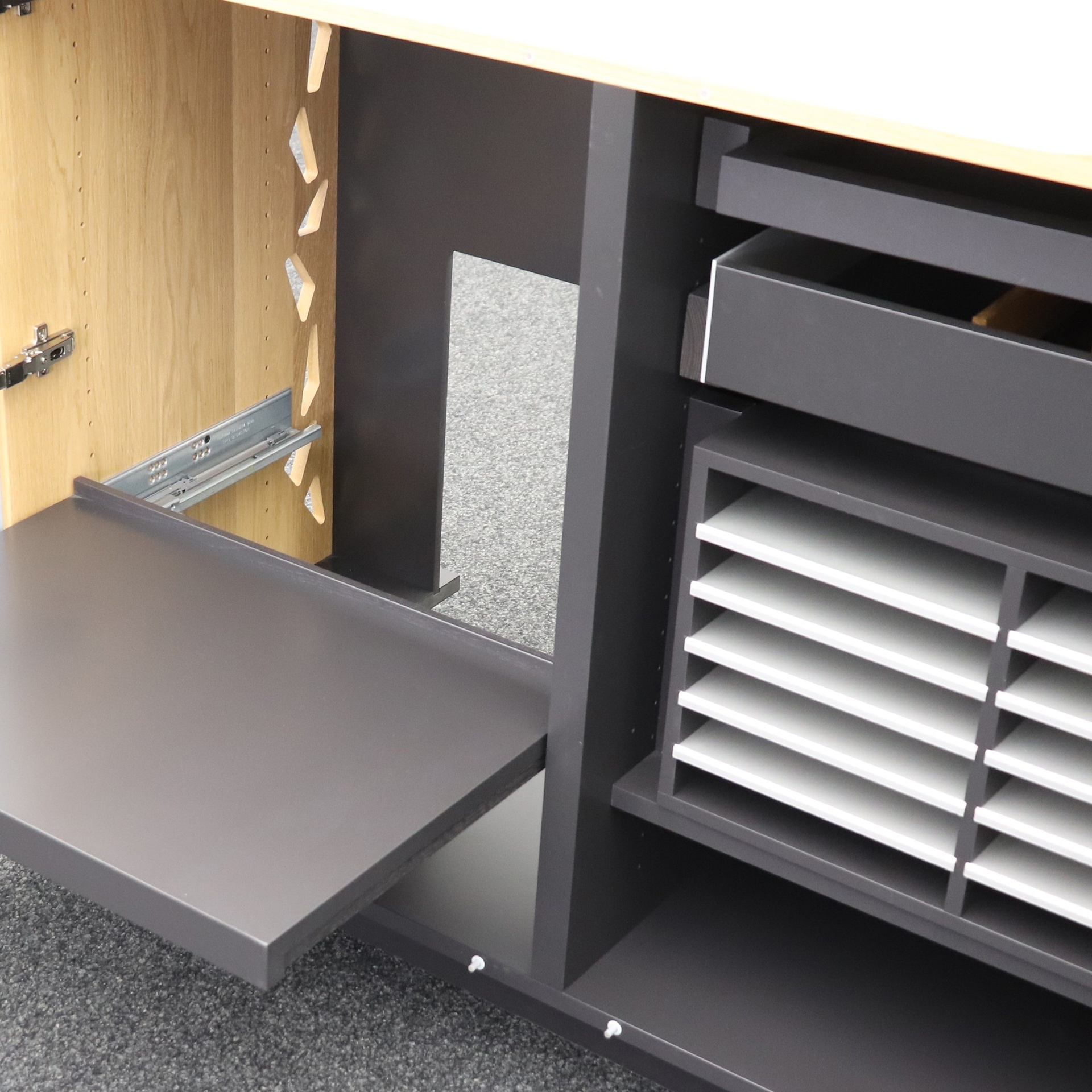 Sideboards Zoom