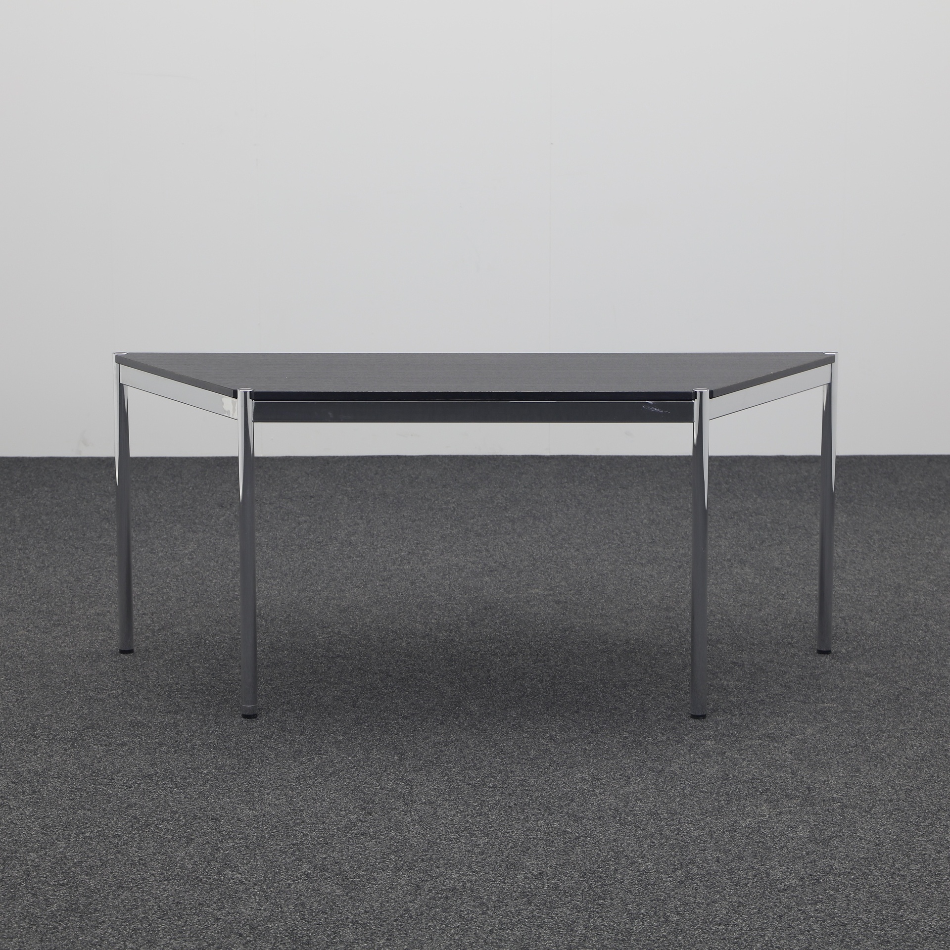 Beistelltische USM Haller
