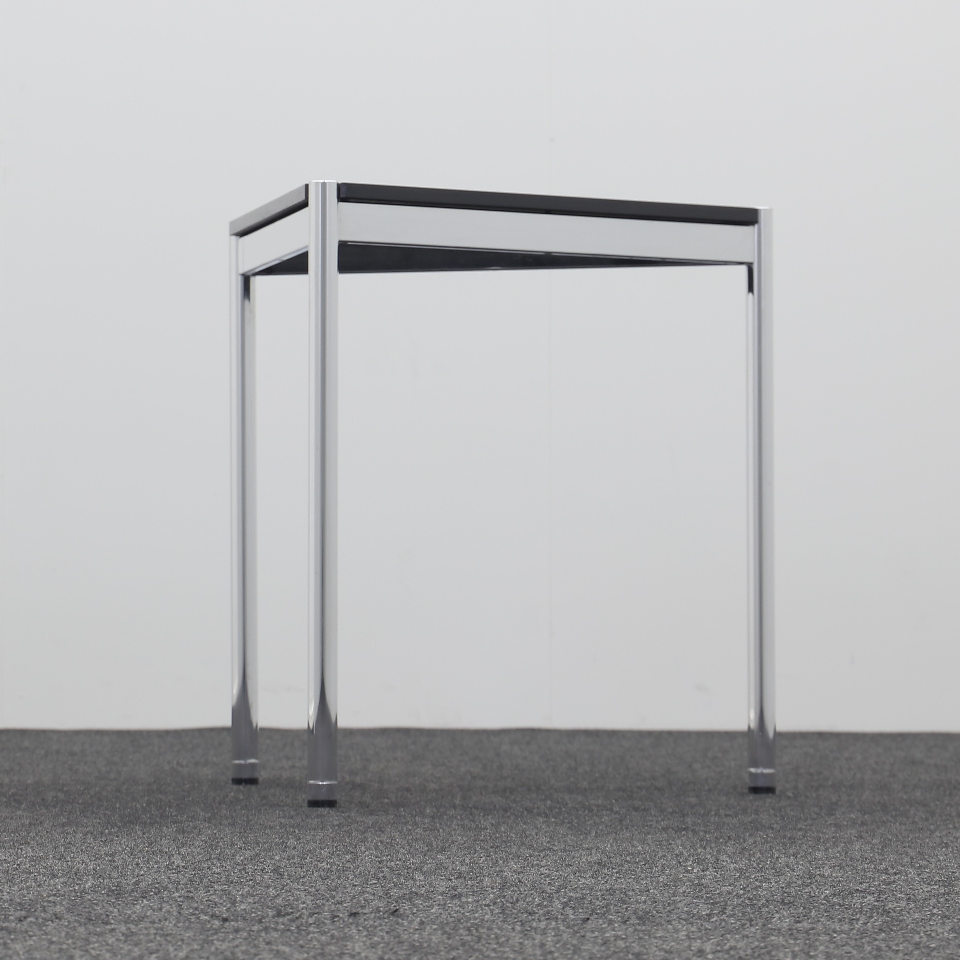 Beistelltische USM Haller
