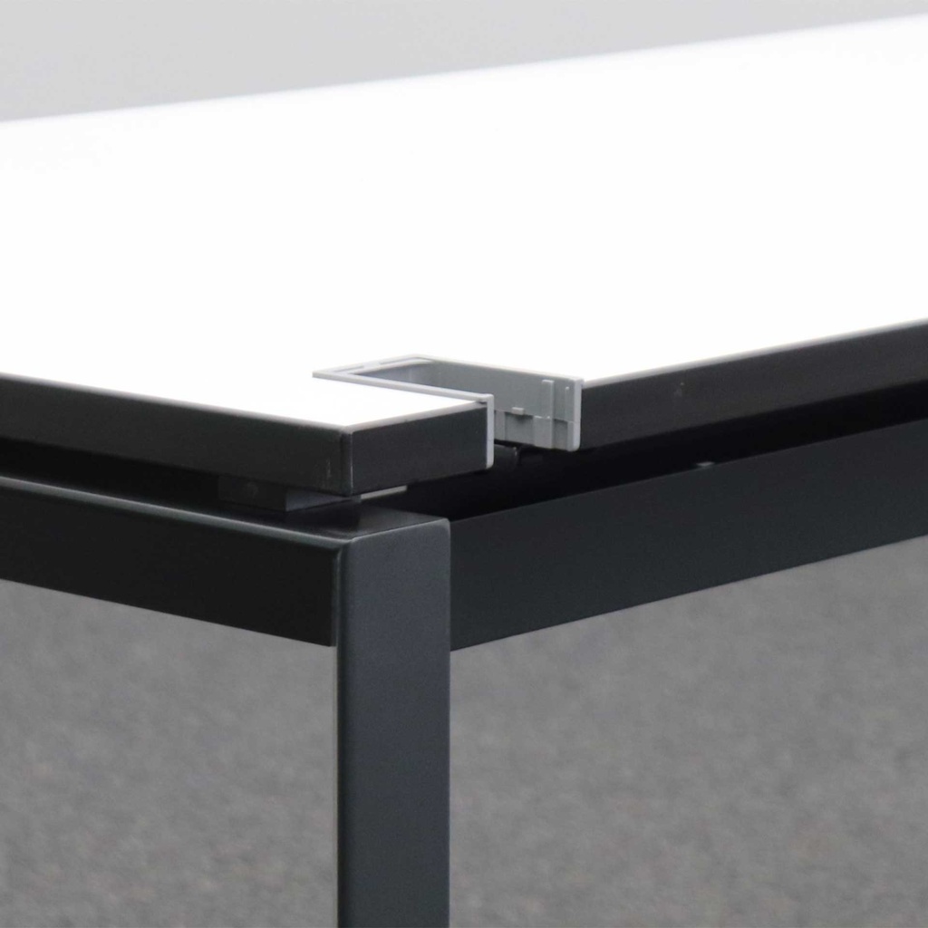 Schreibtische Steelcase FrameOne